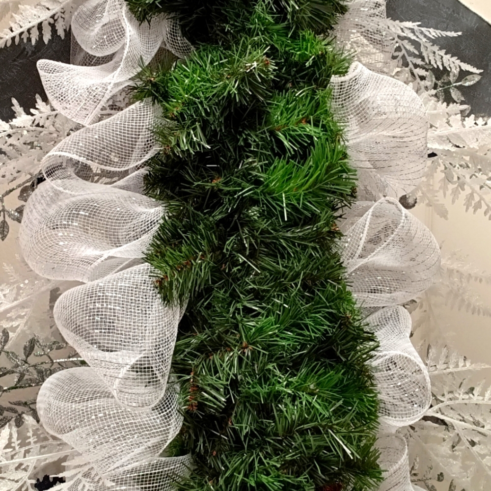 Chrysler's door wreath